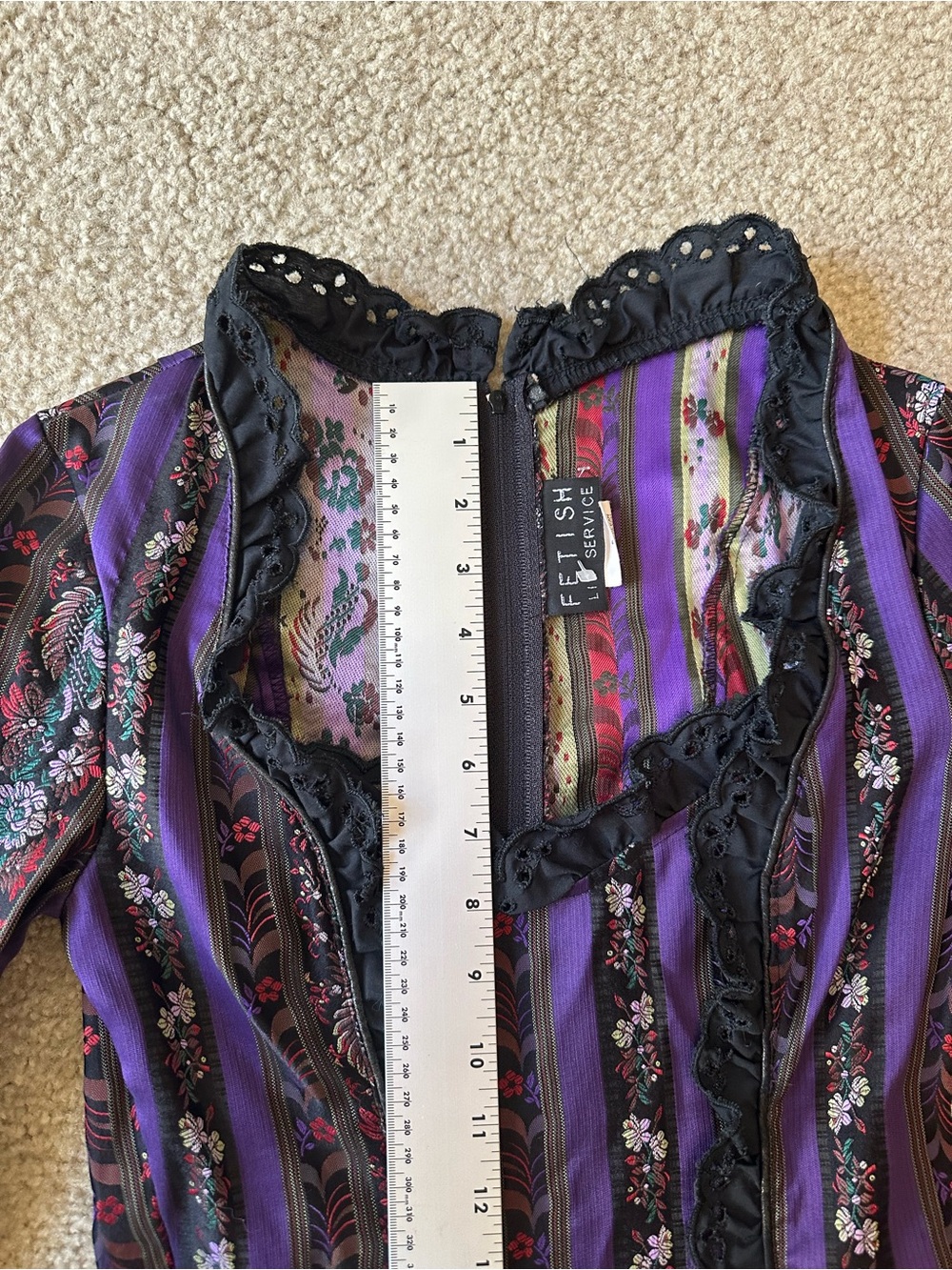 RARE vintage fetish lip service ball gown renaissance cosplay goth Antoinette - Picture 12 of 13
